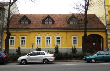 Szent Anna u. 24.