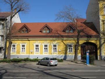 Szent Anna u. 24.