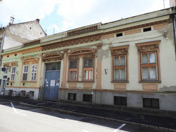 Arany János u. 6. 