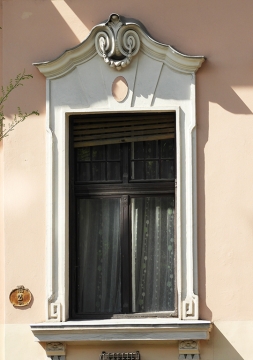 Szent Anna u. 50.