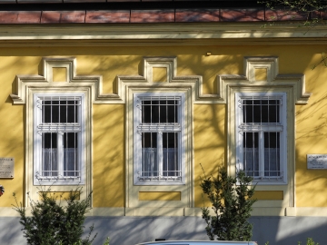 Szent Anna u. 24.