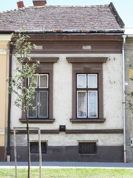 Vörösmarty u. 1.