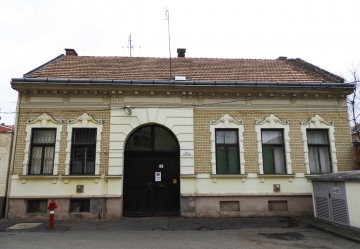 Iskola u. 8.