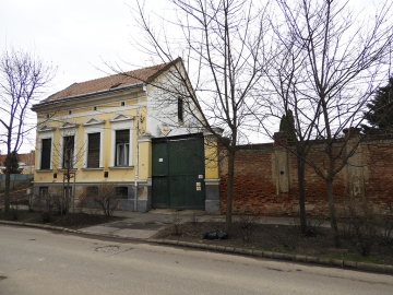 Tanító u. 13.
