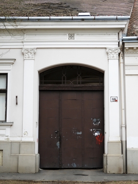 Varga u. 10.