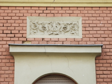 Arany János u. 50.